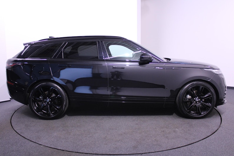 Vehicle image LAND ROVER RANGE ROVER VELAR