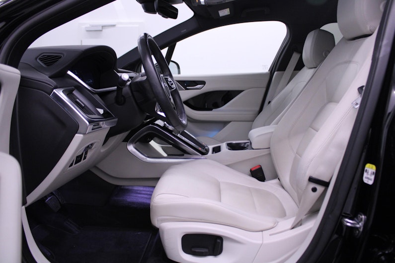 Vehicle image JAGUAR I-PACE