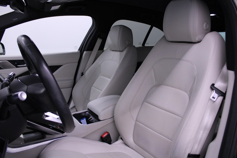 Vehicle image JAGUAR I-PACE