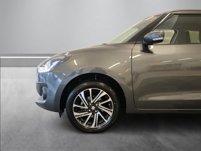 Vehicle image SUZUKI SWIFT