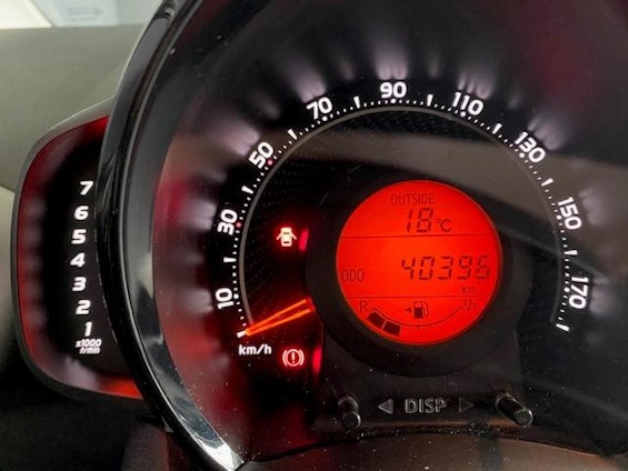 Vehicle image 13 Vehicle image 13