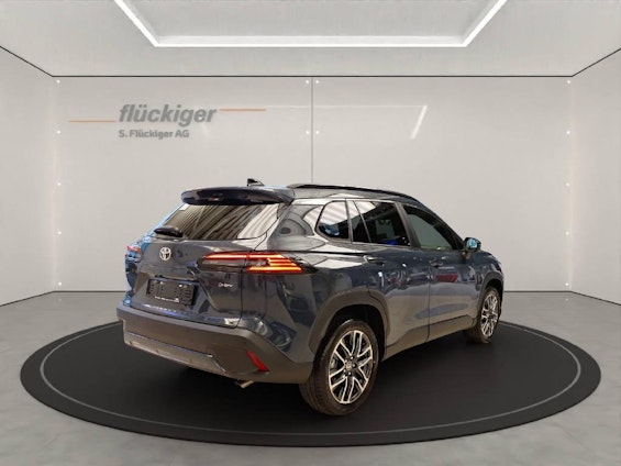 Vehicle image 4 Vehicle image 4