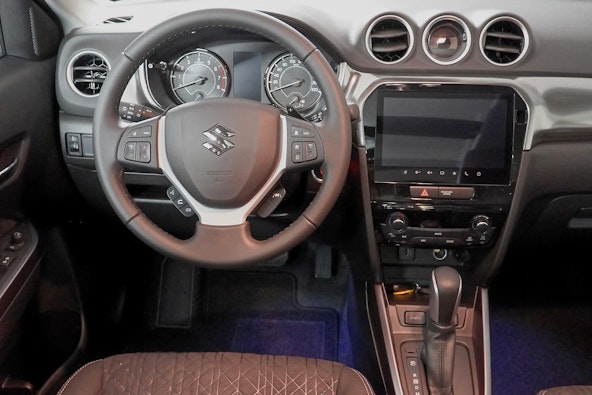 Vehicle image 4 Vehicle image 4