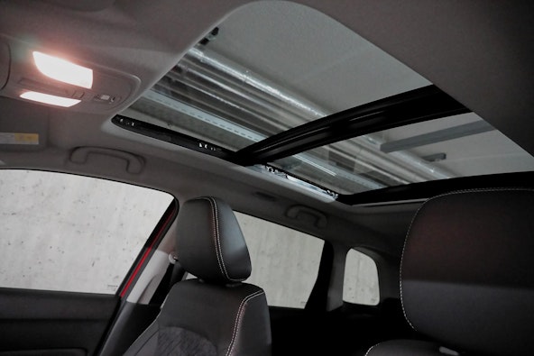 Vehicle image 7 Vehicle image 7