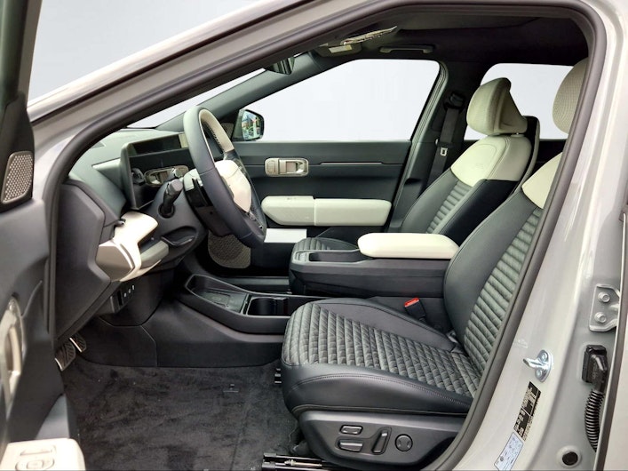 Vehicle image KIA EV4