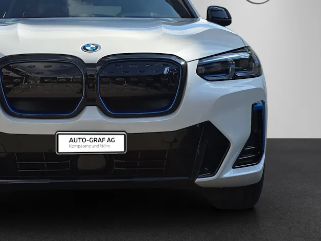 BMW iX3 Impressive