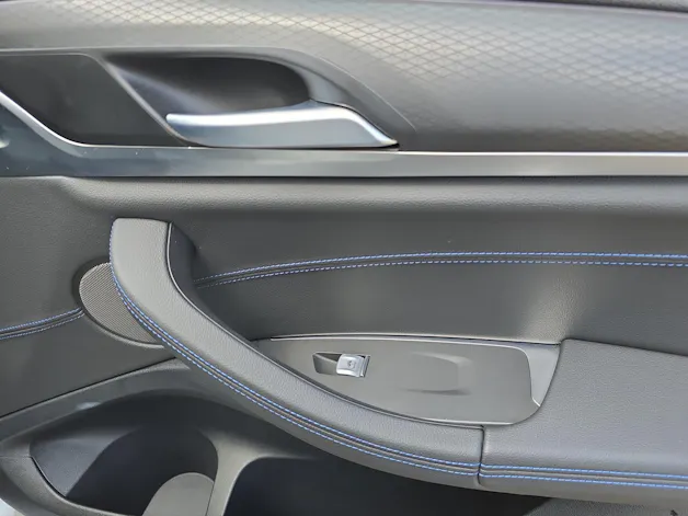 BMW iX3 Impressive