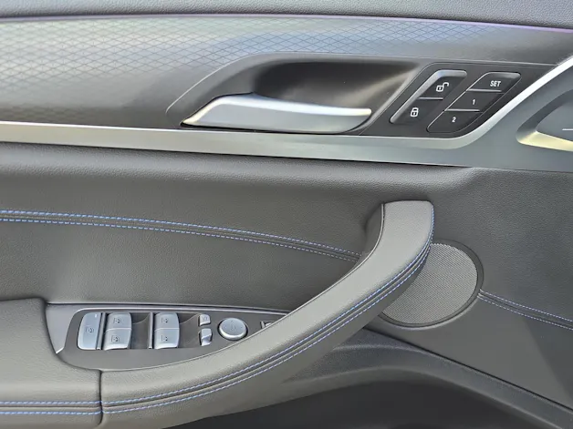 BMW iX3 Impressive