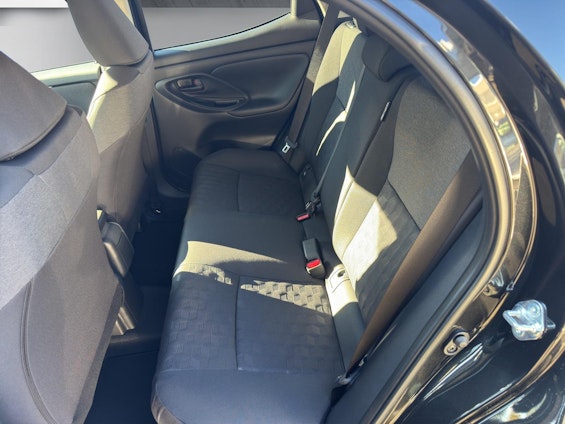 Vehicle image 11 Vehicle image 11