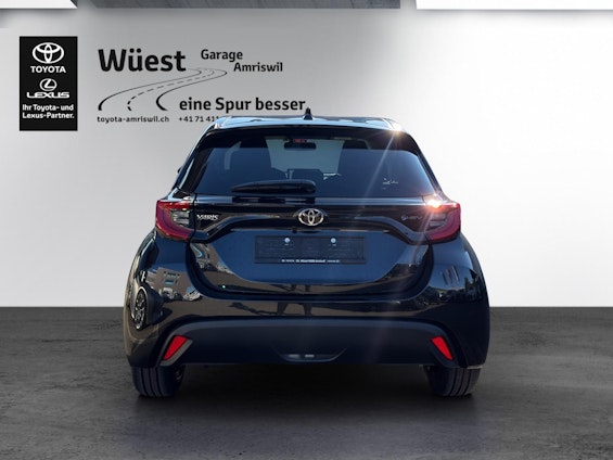 Vehicle image 3 Vehicle image 3