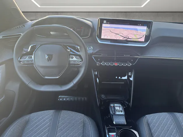 Peugeot 2008 1.2 Hybrid 145 Allure Premium