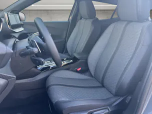 Peugeot 2008 1.2 Hybrid 145 Allure Premium