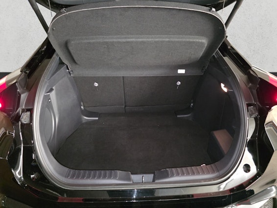 Vehicle image 12 Vehicle image 12