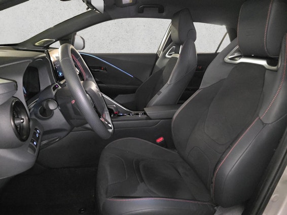 Vehicle image 10 Vehicle image 10