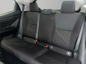 Fahrzeugbild TOYOTA Yaris 1.5 VVT-i HSD Trend