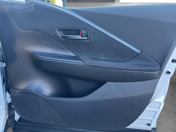 Vehicle image 15 Vehicle image 15