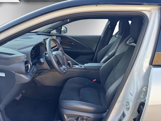 Vehicle image 8 Vehicle image 8