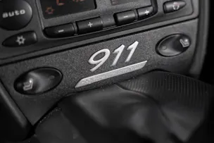 Porsche 911 Coupé 3.6 Carrera 4