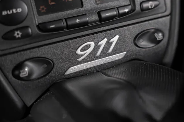 Porsche 911 Coupé 3.6 Carrera 4