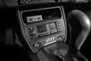 Porsche 911 Coupé 3.6 Carrera 4