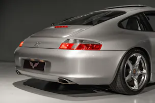 Porsche 911 Coupé 3.6 Carrera 4