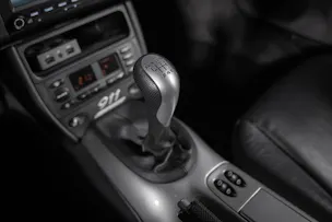 Porsche 911 Coupé 3.6 Carrera 4