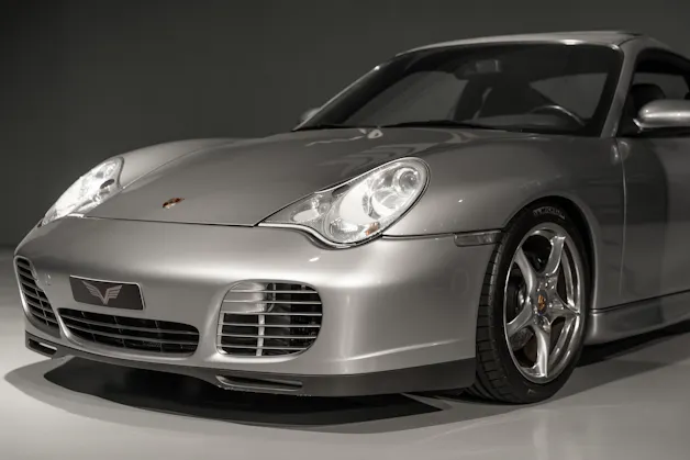Porsche 911 Coupé 3.6 Carrera 4