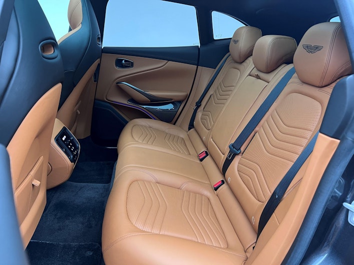 Vehicle image ASTON MARTIN DBX