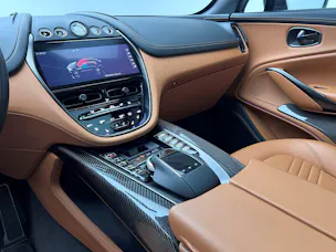 Aston Martin DBX 4.0 V8 Bi-Turbo