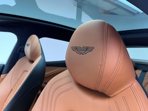 Vehicle image ASTON MARTIN DBX 4.0 V8 Bi-Turbo