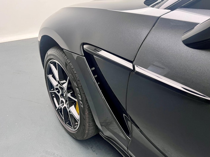 Vehicle image ASTON MARTIN DBX