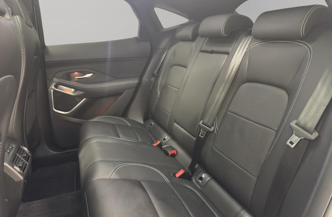 Vehicle image 9 Vehicle image 9