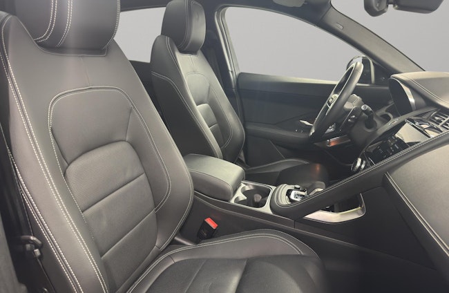 Vehicle image 7 Vehicle image 7