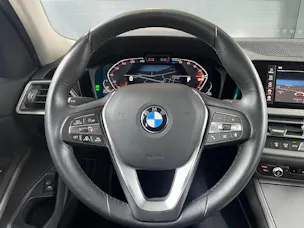 BMW 320d xDrive Touring