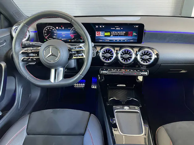 Mercedes-Benz A 200 AMG Line