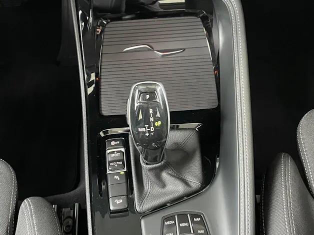 BMW X1 18d xDrive SAG