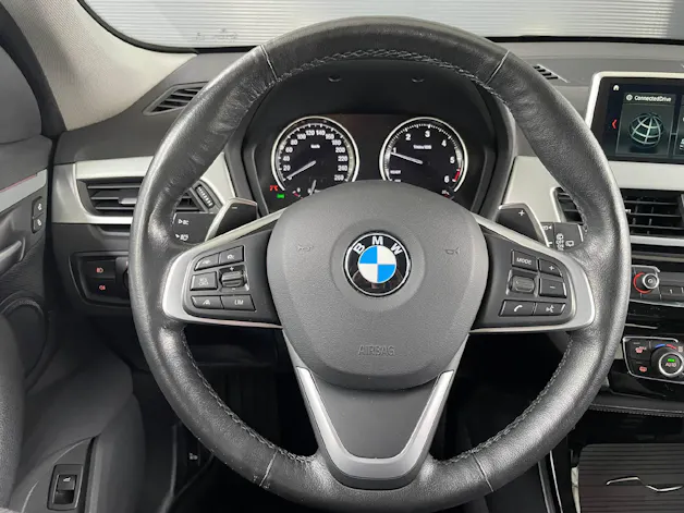 BMW X1 18d xDrive SAG