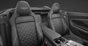 Vehicle image ASTON MARTIN Vanquish Volante 5.2 V12 Bi-Turbo