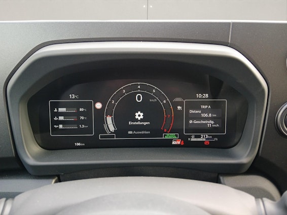 Vehicle image 14 Vehicle image 14