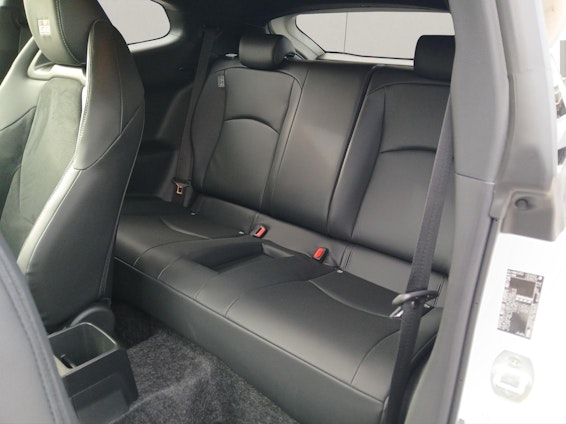 Vehicle image 9 Vehicle image 9