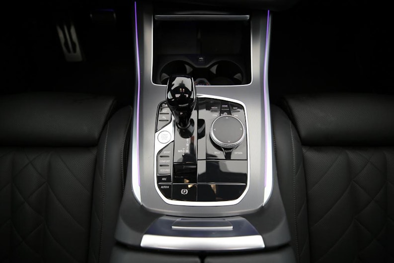 Vehicle image BMW X5