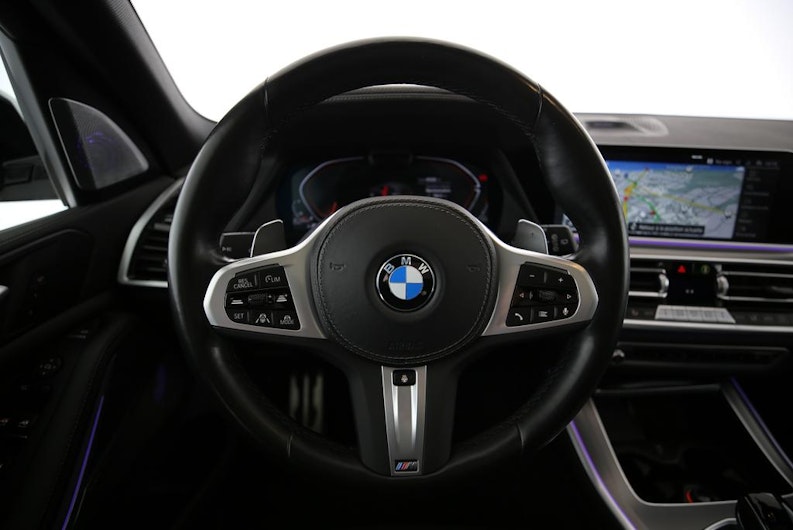 Vehicle image BMW X5