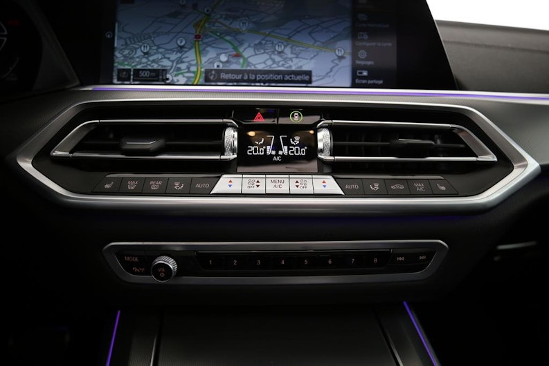 Vehicle image BMW X5