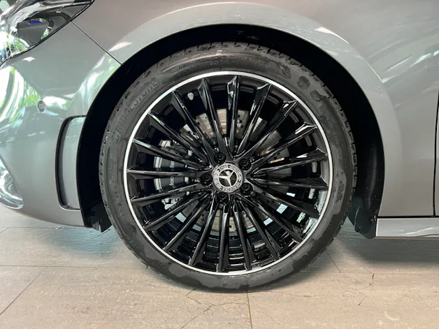 Mercedes-Benz B 250 AMG Line 4matic