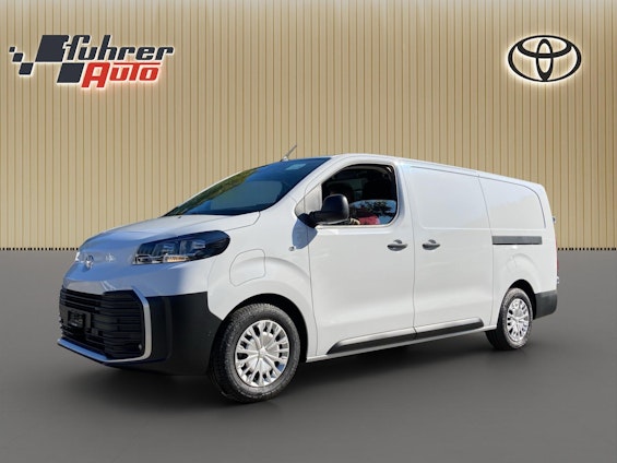 First vehicle image