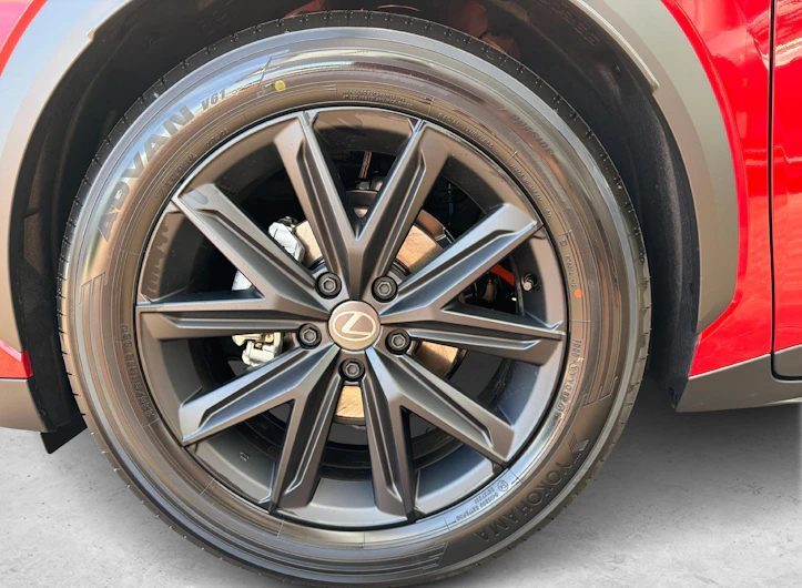 image du véhicule LEXUS LBX