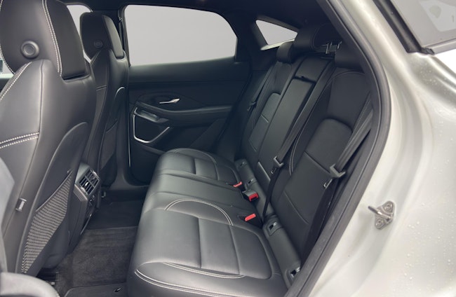 Vehicle image 10 Vehicle image 10