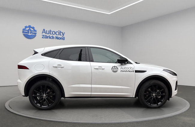 Vehicle image 4 Vehicle image 4