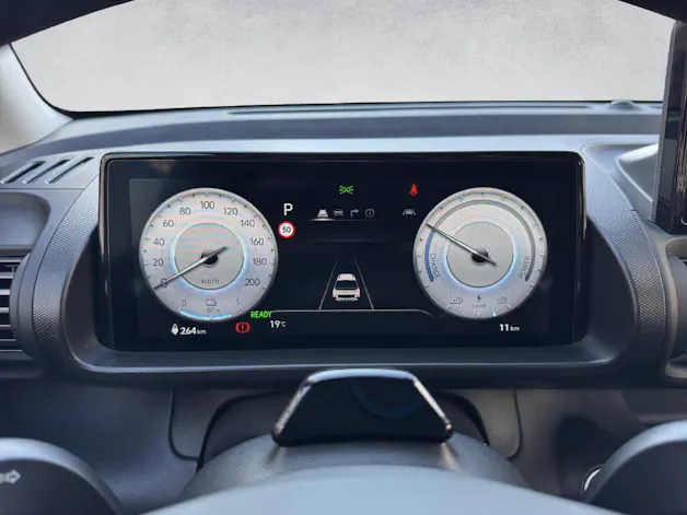Hyundai Inster Electric Amplia