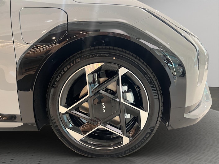 Vehicle image KIA EV4